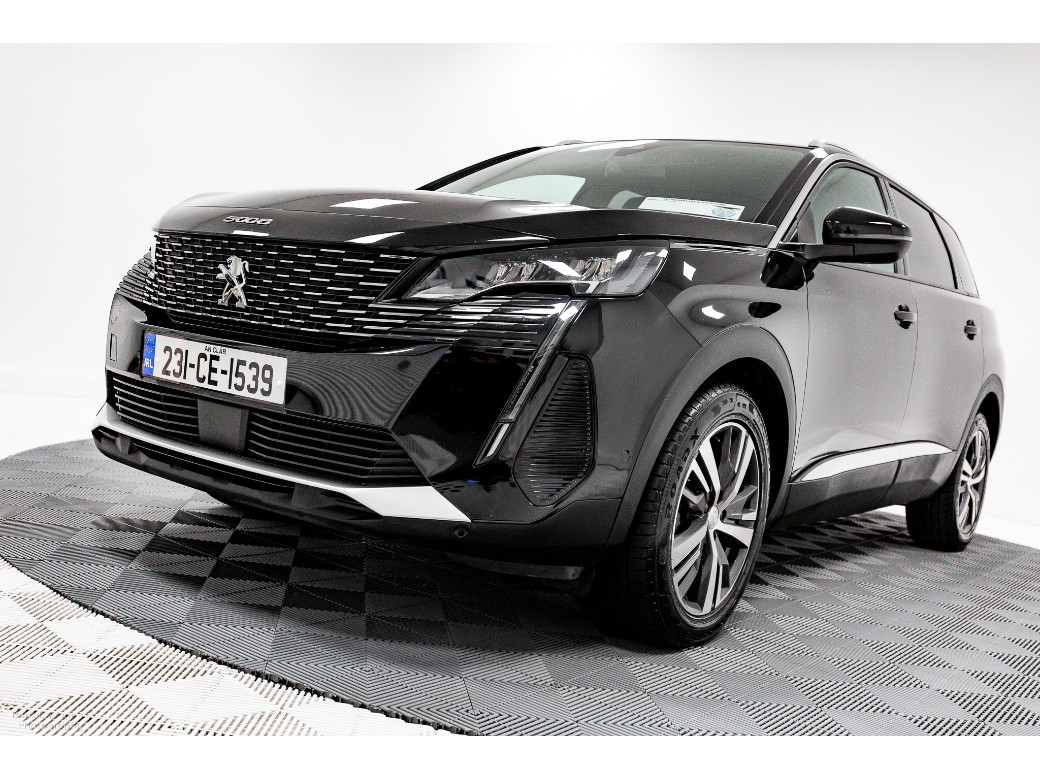 2023 Peugeot 5008