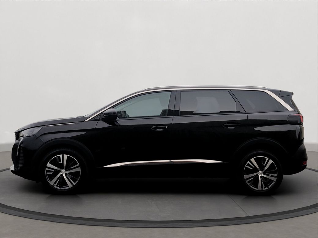 2023 Peugeot 5008