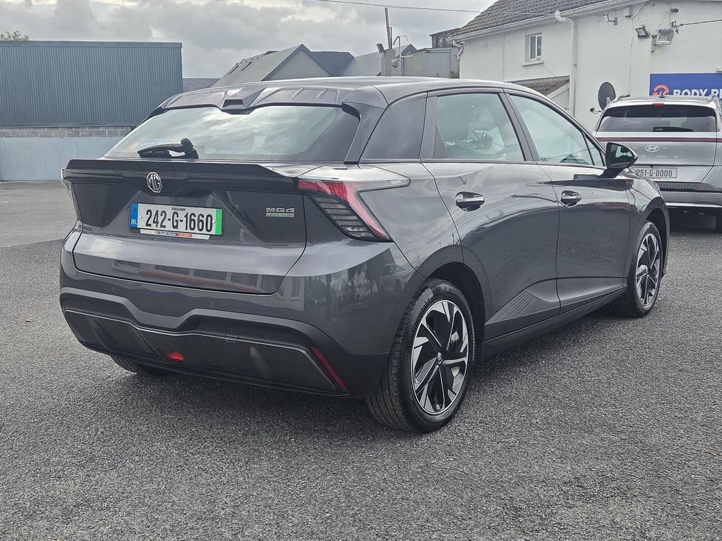 2024 MG 4
