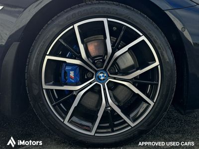 2023 BMW 530