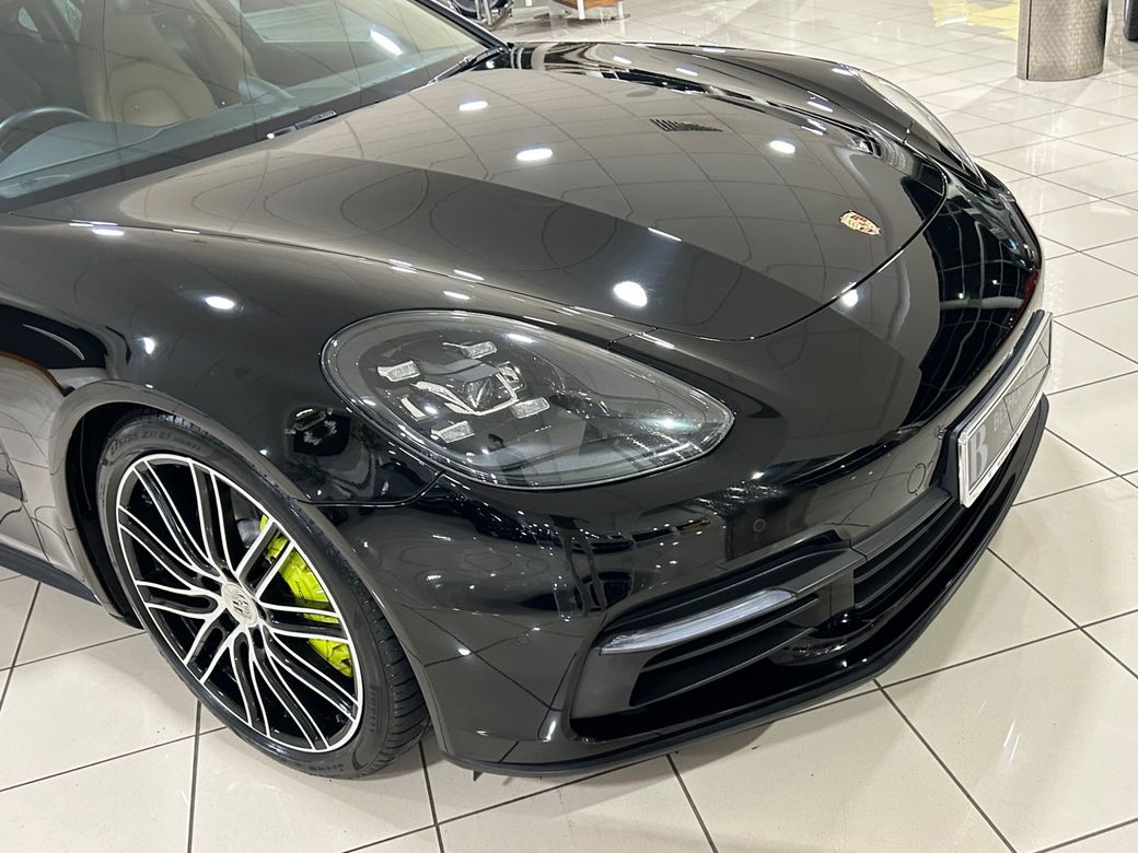 2018 Porsche Panamera