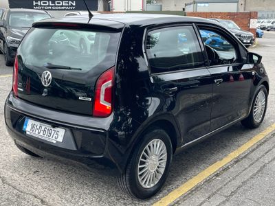 2016 Volkswagen up!