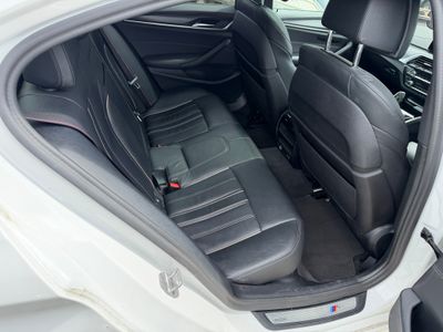 2022 BMW 530