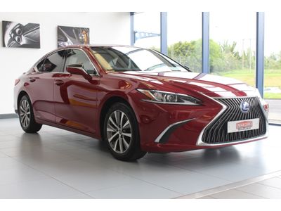 2020 Lexus ES 300h