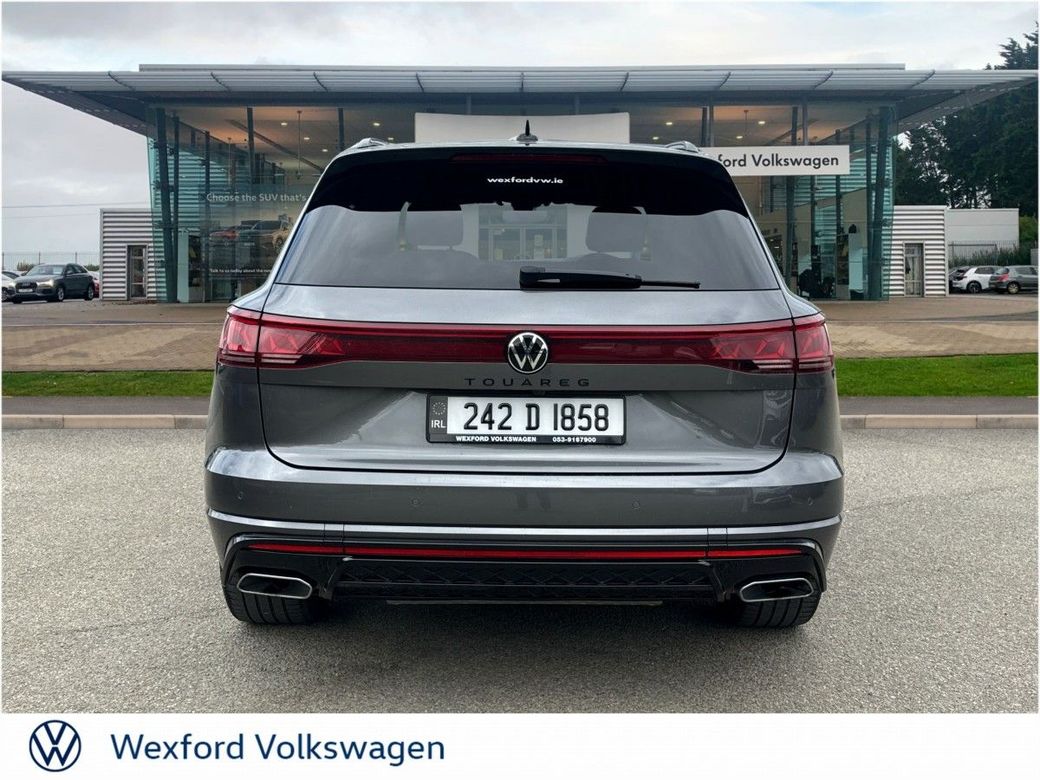 2024 Volkswagen Touareg