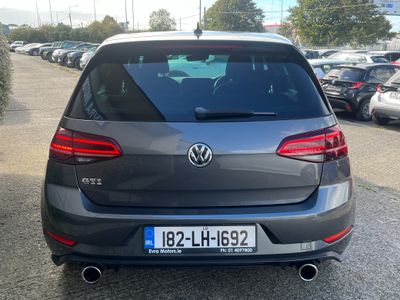 2018 Volkswagen Golf