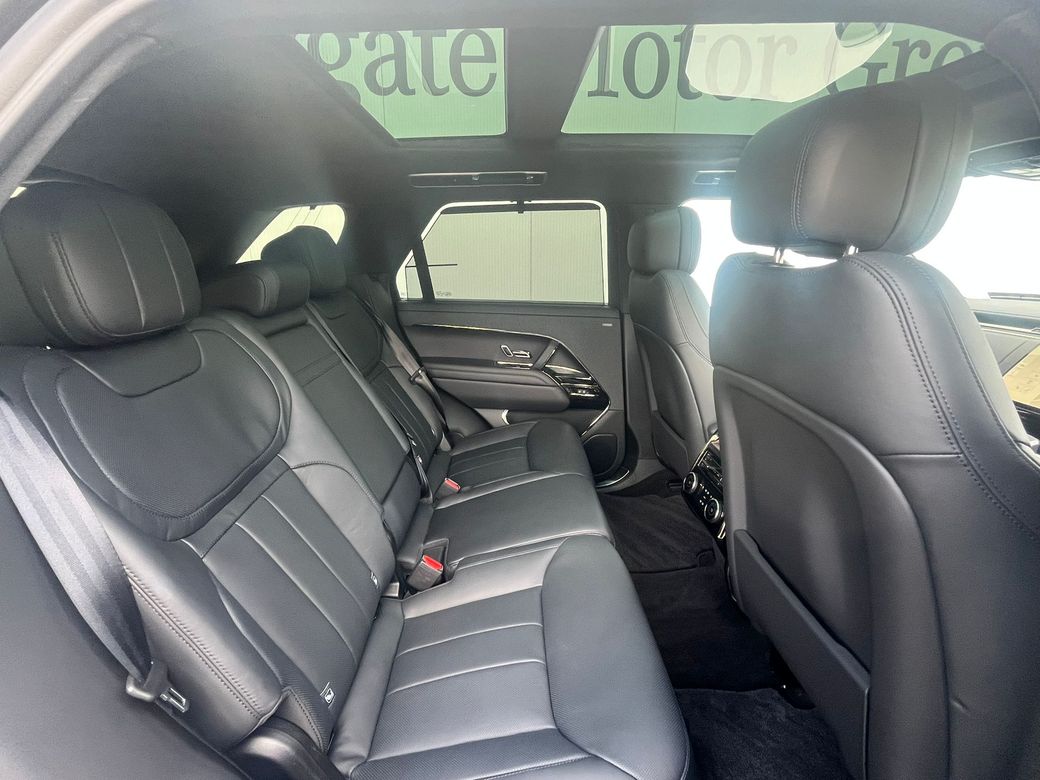 2025 Land Rover Range Rover Sport