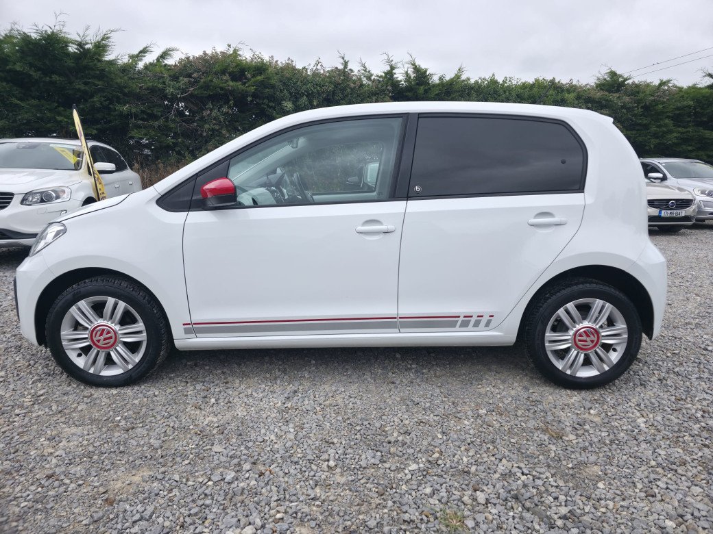 2017 Volkswagen up!