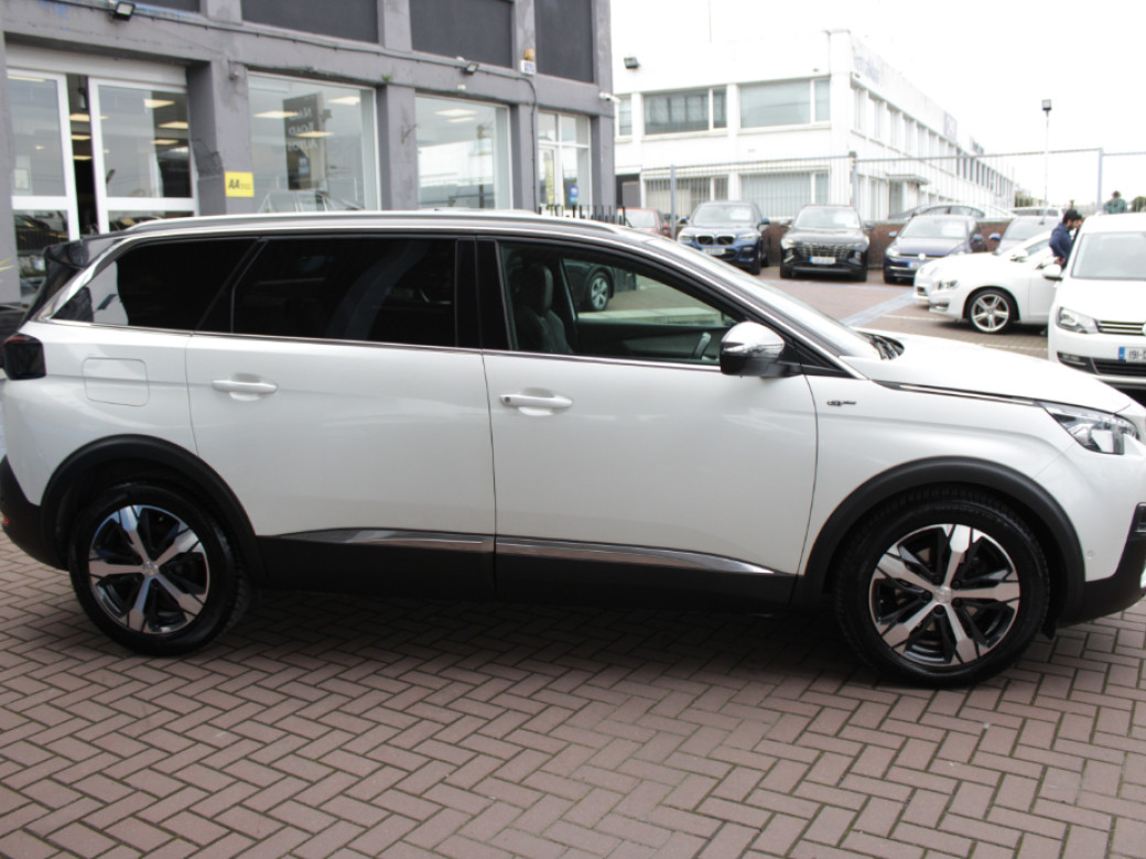 2018 Peugeot 5008