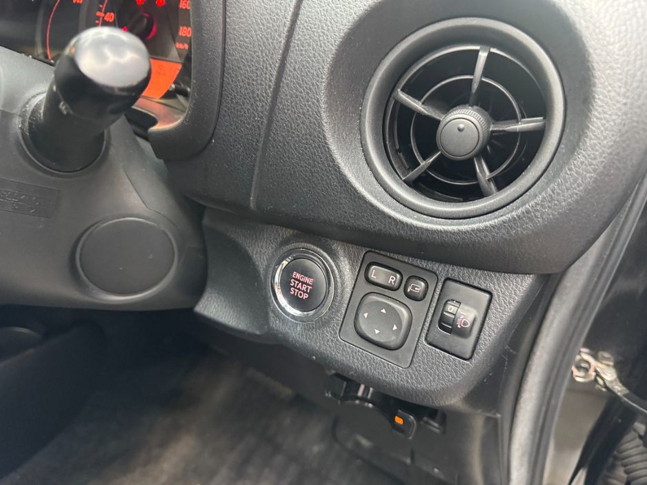 2018 Toyota Vitz