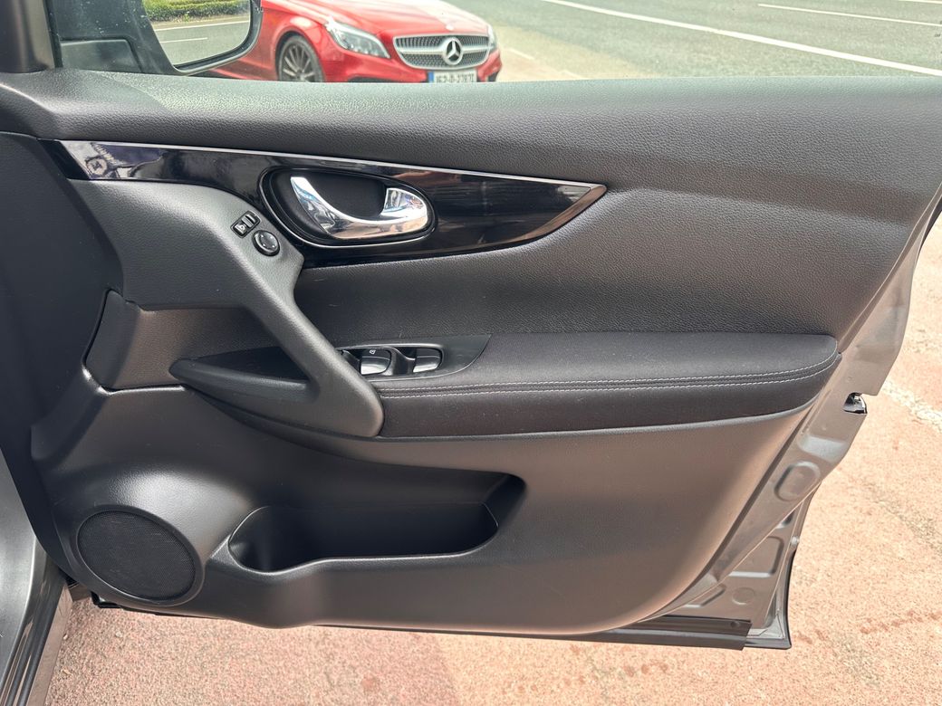 2017 Nissan Qashqai