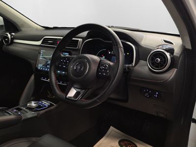 2024 MG ZS