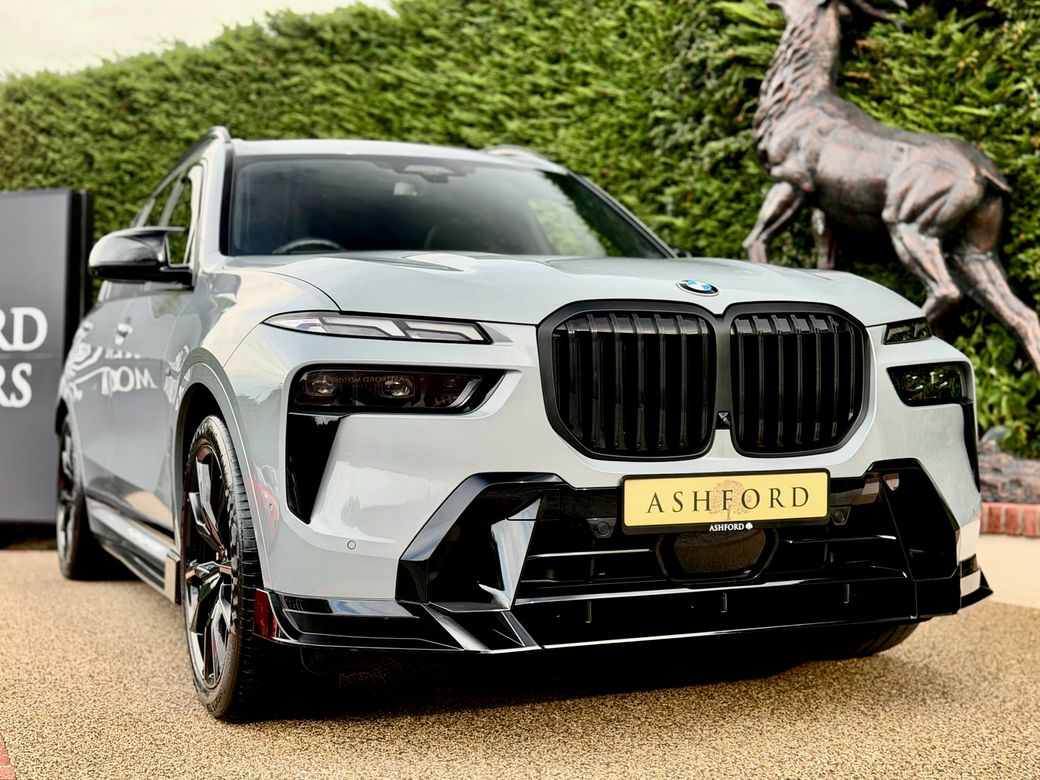 2024 BMW X7