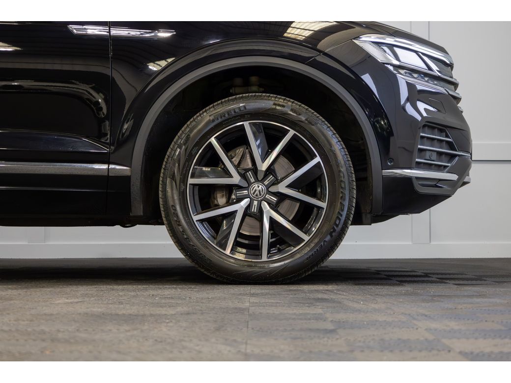 2020 Volkswagen Touareg