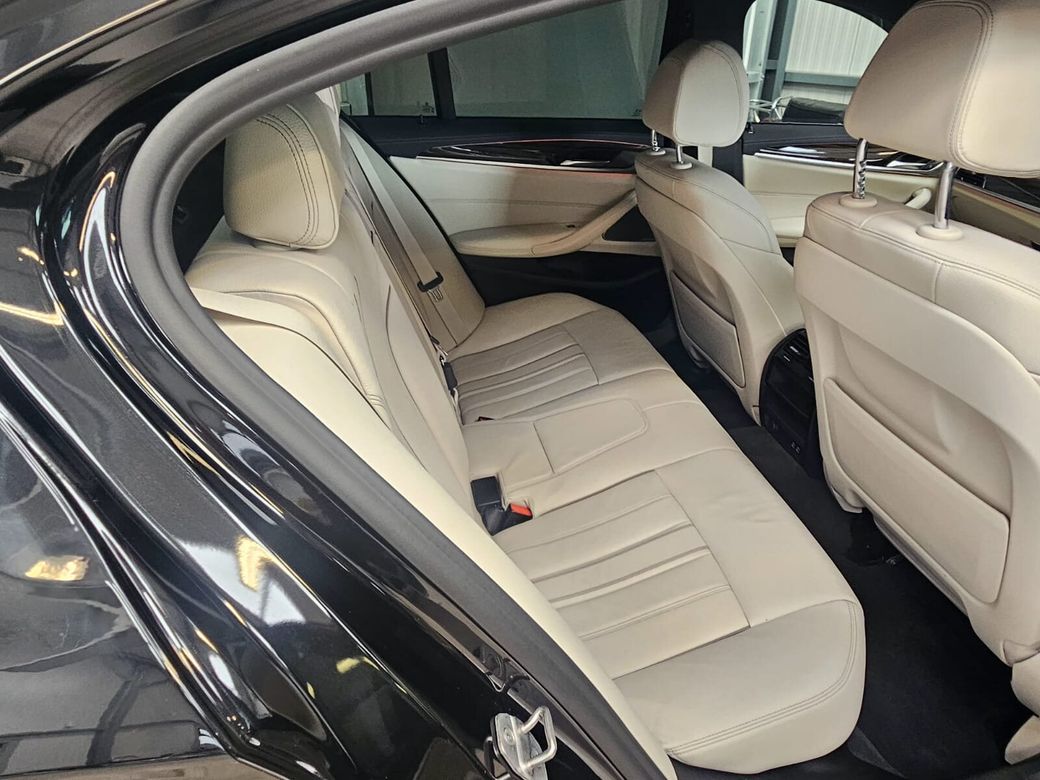 2021 BMW 5 Series