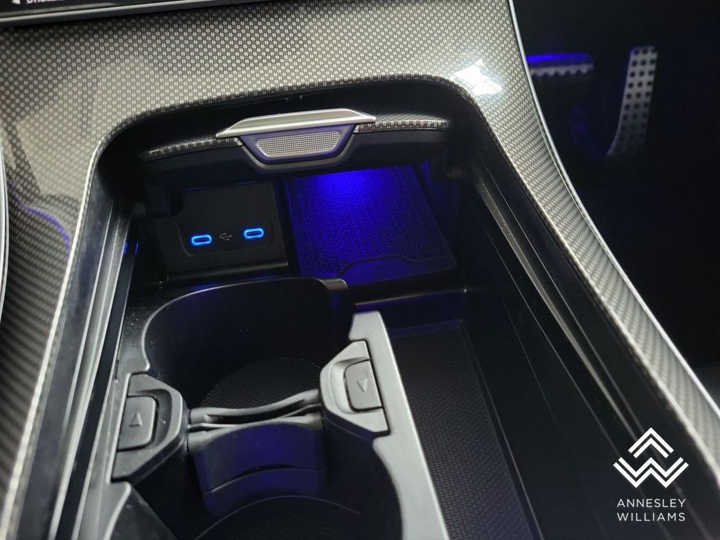2025 Mercedes-Benz C Class