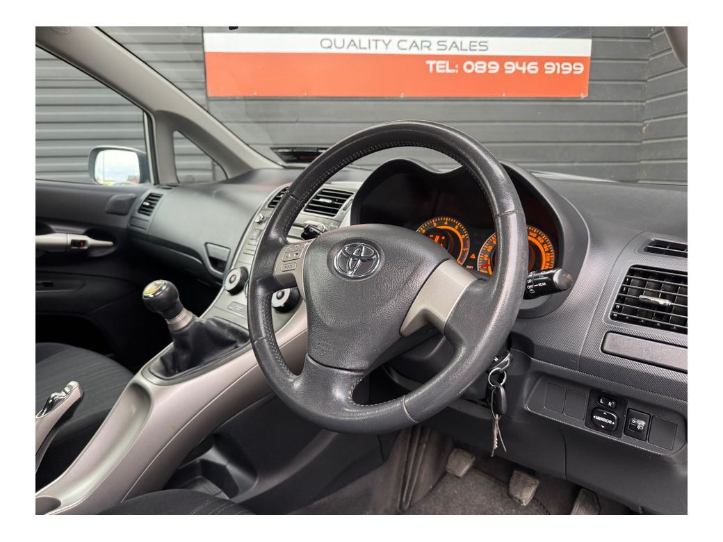 2007 Toyota Auris