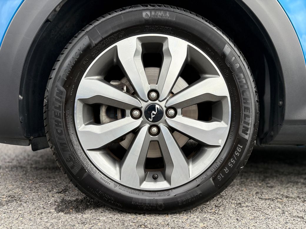 2025 Kia Stonic