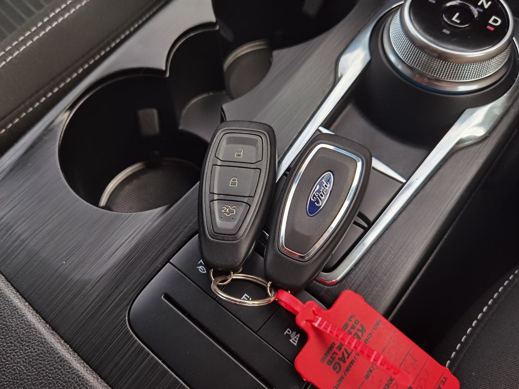 2023 Ford Kuga