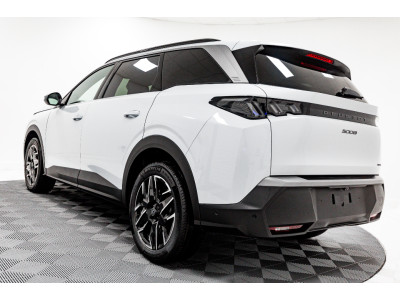 2025 Peugeot 5008
