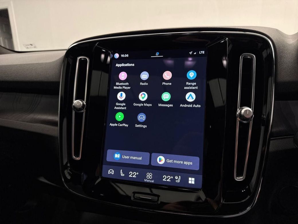 2023 Volvo XC40