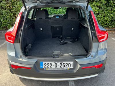 2022 Volvo XC40