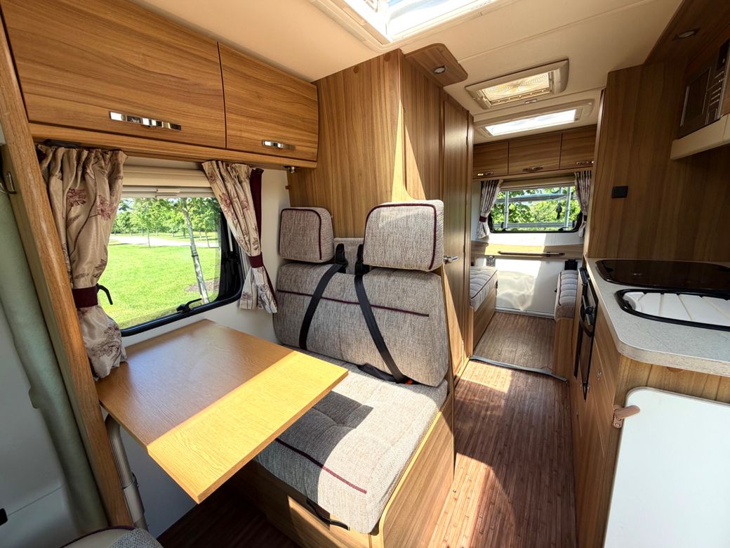 2015 ELDDIS PRESTIGE 135 LOW PROFILE R.H.D
