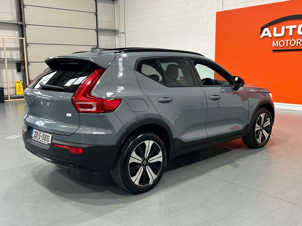 2023 Volvo XC40