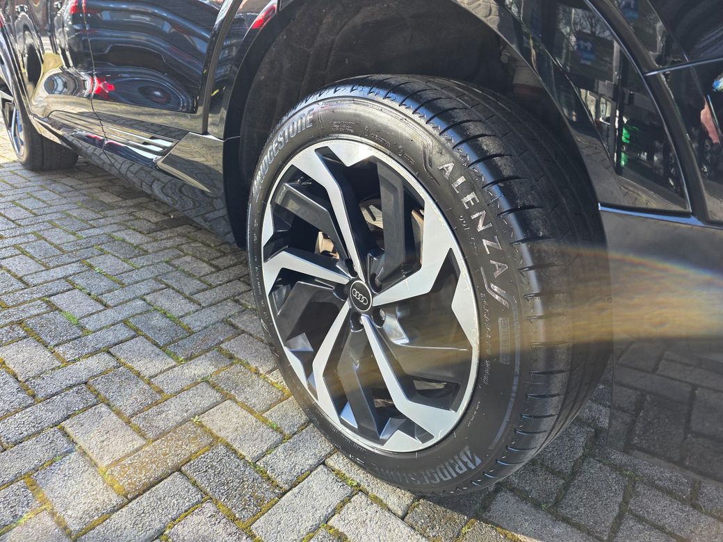 2022 Audi e-tron