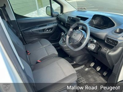 2021 Peugeot Partner