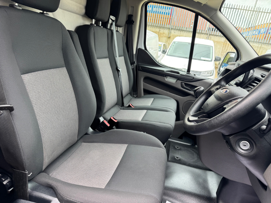 2022 Ford Transit Custom