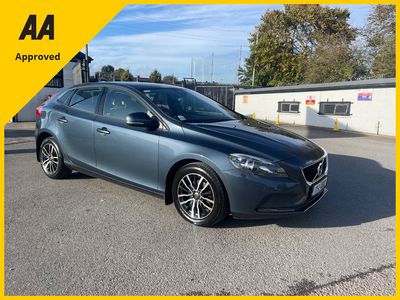 2017 Volvo V40