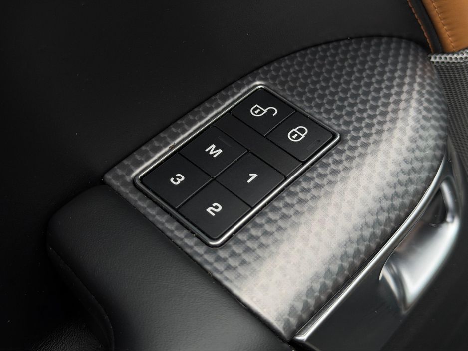 2020 Land Rover Range Rover Sport