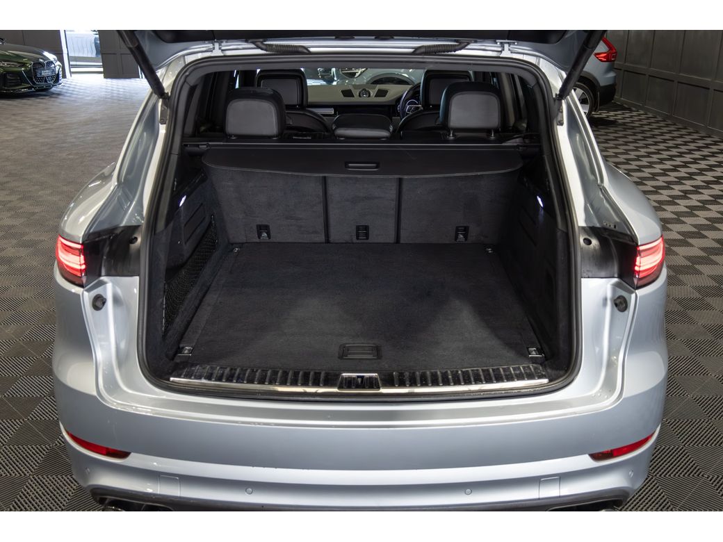 2020 Porsche Cayenne