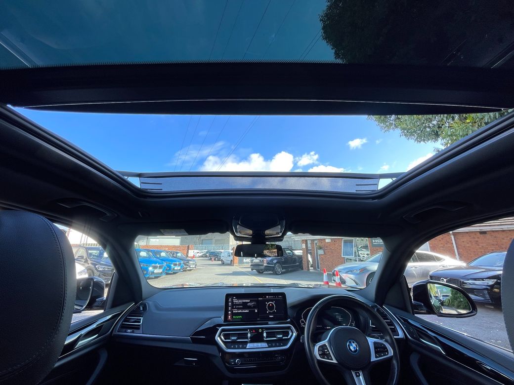 2022 BMW iX3