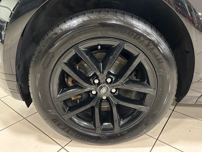 2025 Land Rover Range Rover Evoque