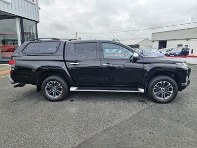 2022 Mitsubishi L200