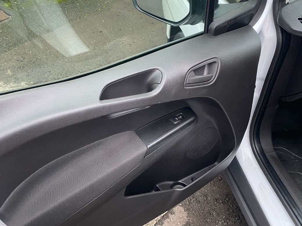 2022 Ford Transit Courier