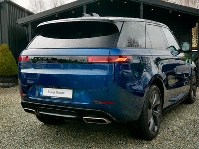 2025 Land Rover Range Rover Sport