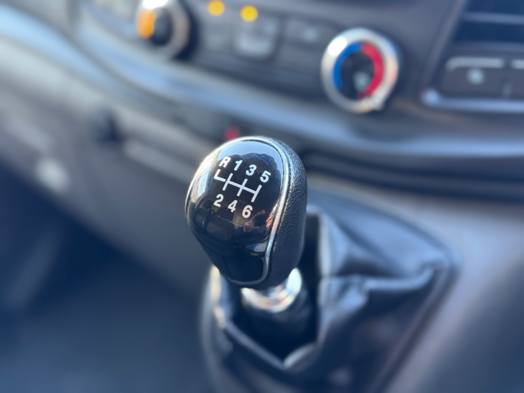 2022 Ford Transit Custom