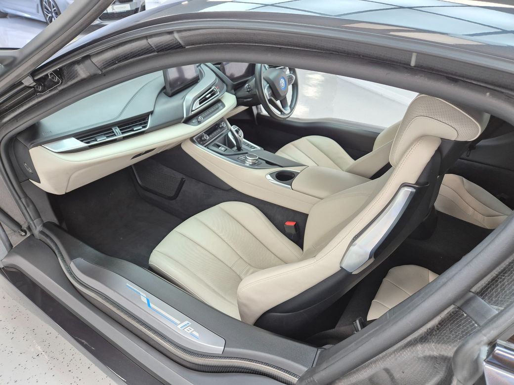 2018 BMW i8