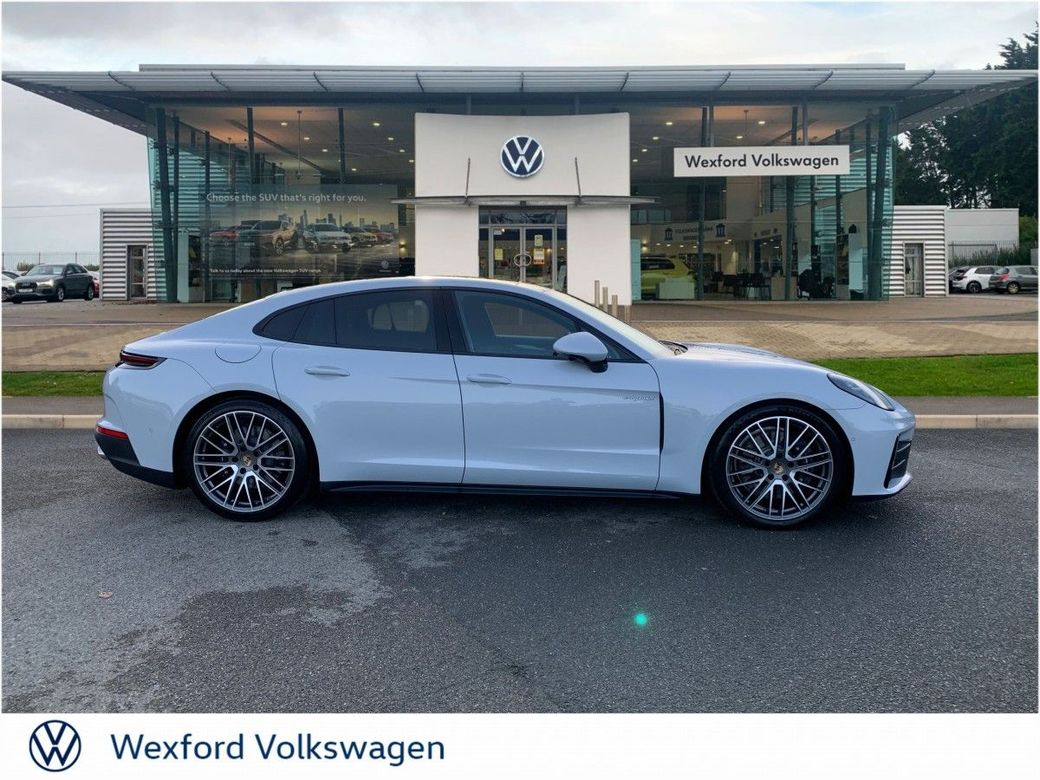 2024 Porsche Panamera