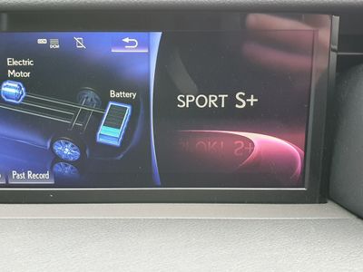 2017 Lexus IS 300h