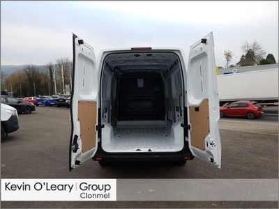 2025 Renault Master