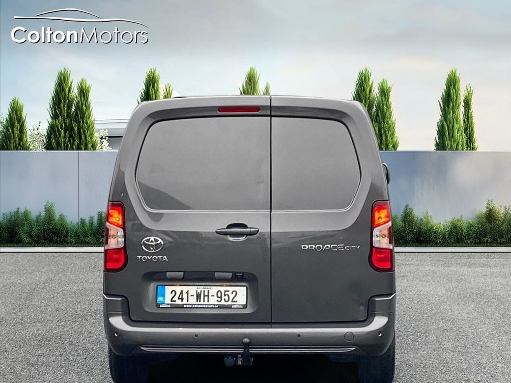 2024 Toyota Proace