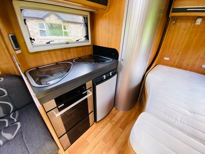 2011 AUTOTRAIL  EXCEL 600 R.H.D 3.0M/J 160BHP AUTOMATIC 