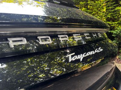 2023 Porsche Taycan