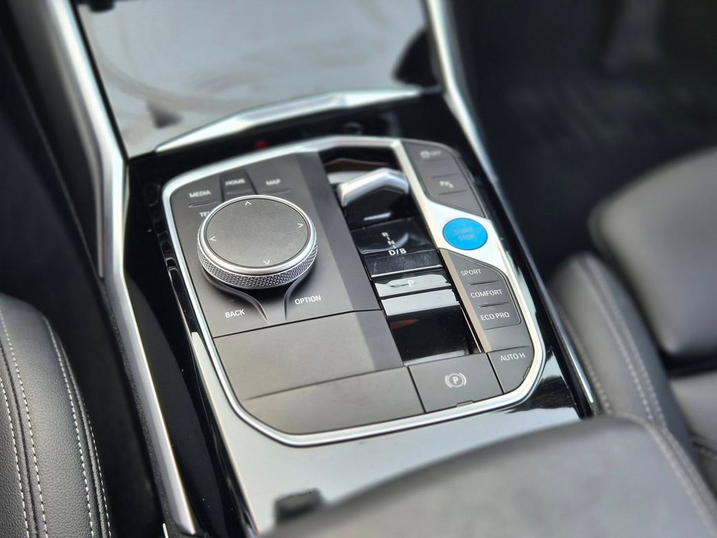 2024 BMW i4