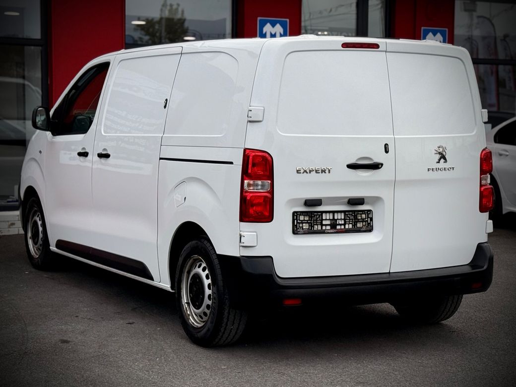 2022 Peugeot Expert