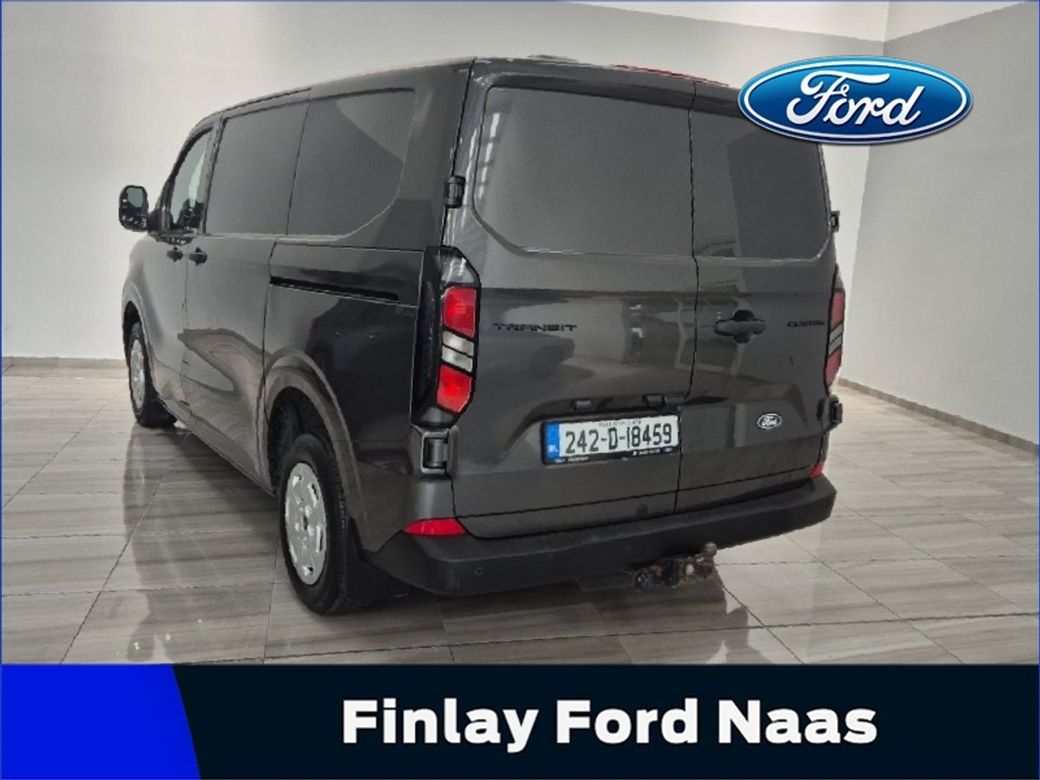 2024 Ford Transit Custom